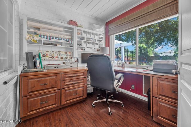 345 E ORANGE Drive, Phoenix, AZ 85012