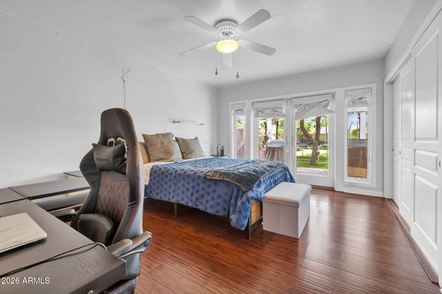 345 E ORANGE Drive, Phoenix, AZ 85012