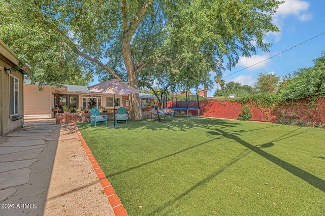 345 E ORANGE Drive, Phoenix, AZ 85012