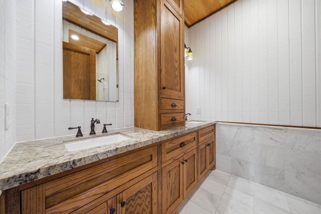 941 Judiway Street, Houston, TX 77018