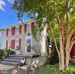 205 W HIGH ST, Shepherdstown, WV 25443