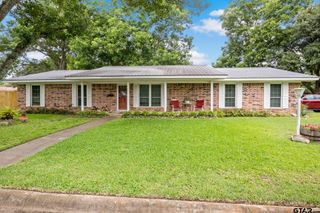 1002 S Lide Ave, Mt Pleasant, TX 75455