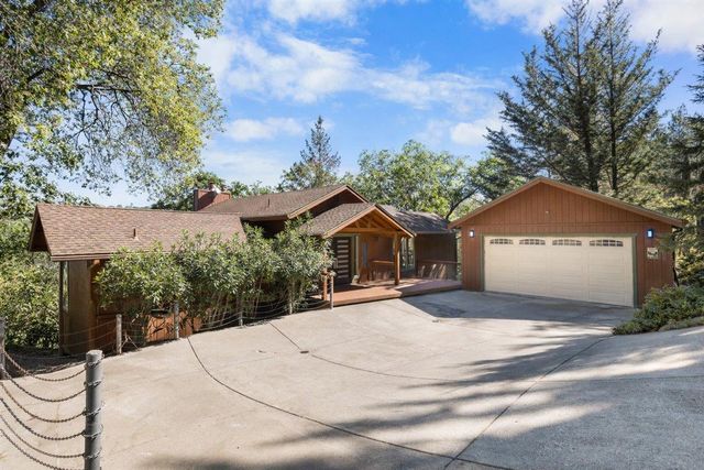 18136 Chaparral Dr, Penn Valley, CA 95946