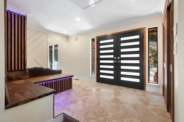 18136 Chaparral Dr, Penn Valley, CA 95946