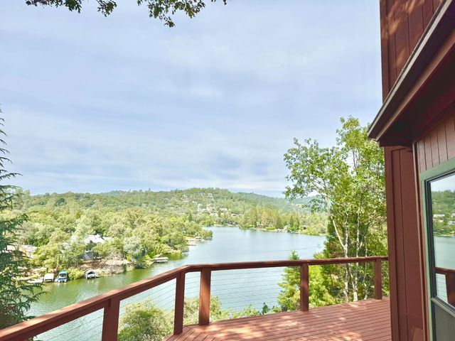 18136 Chaparral Dr, Penn Valley, CA 95946