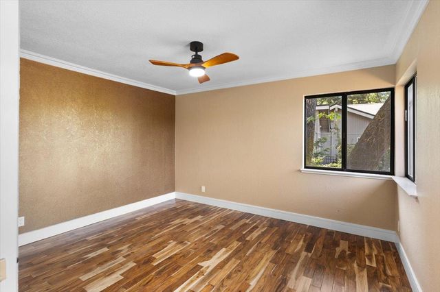 18136 Chaparral Dr, Penn Valley, CA 95946
