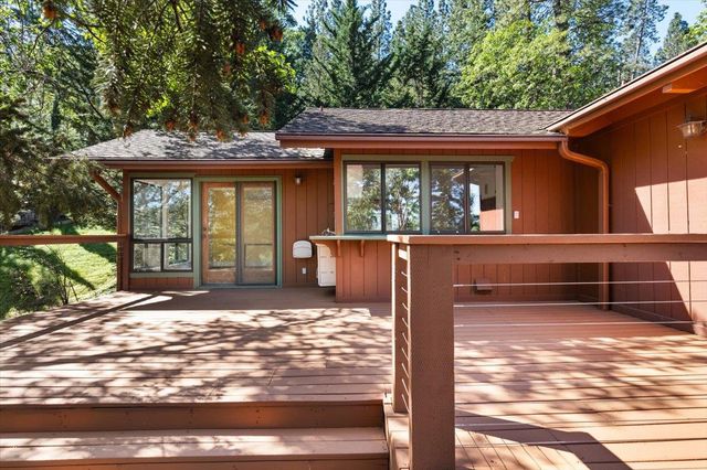 18136 Chaparral Dr, Penn Valley, CA 95946