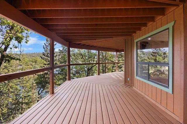 18136 Chaparral Dr, Penn Valley, CA 95946