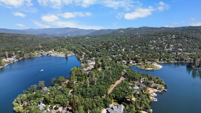 18136 Chaparral Dr, Penn Valley, CA 95946