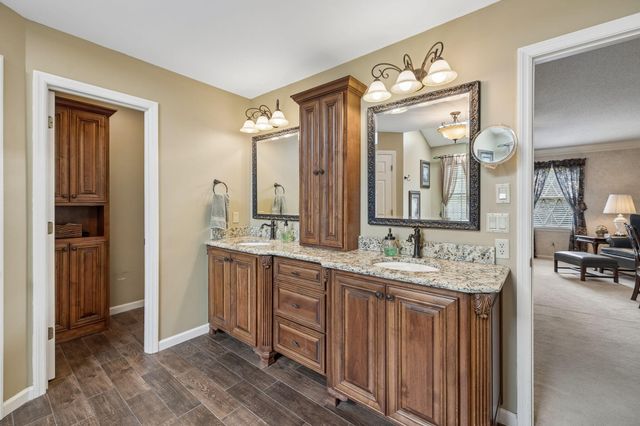 401 Lake Avenue, Signal Mountain, TN 37377