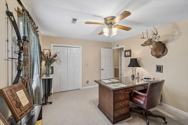 401 Lake Avenue, Signal Mountain, TN 37377