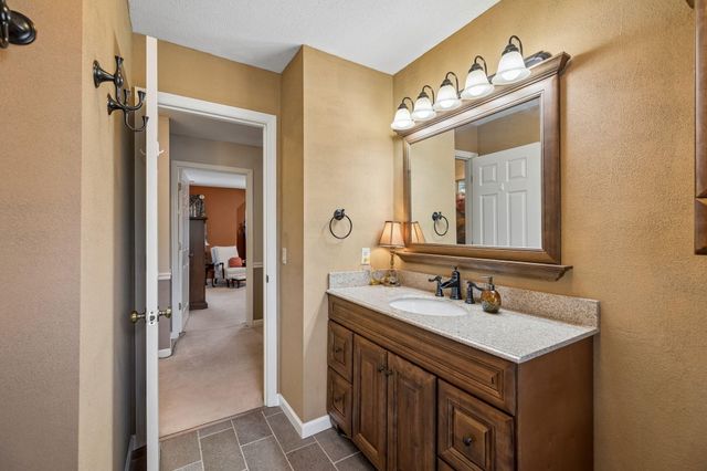 401 Lake Avenue, Signal Mountain, TN 37377