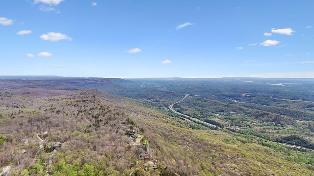 401 Lake Avenue, Signal Mountain, TN 37377