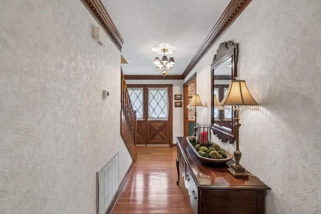401 Lake Avenue, Signal Mountain, TN 37377