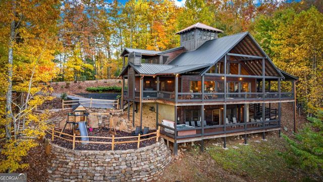 904 Raccoon Road, Blue Ridge, GA 30513