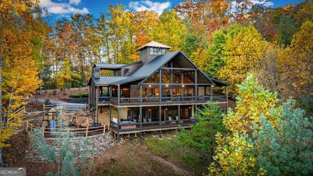 904 Raccoon Road, Blue Ridge, GA 30513
