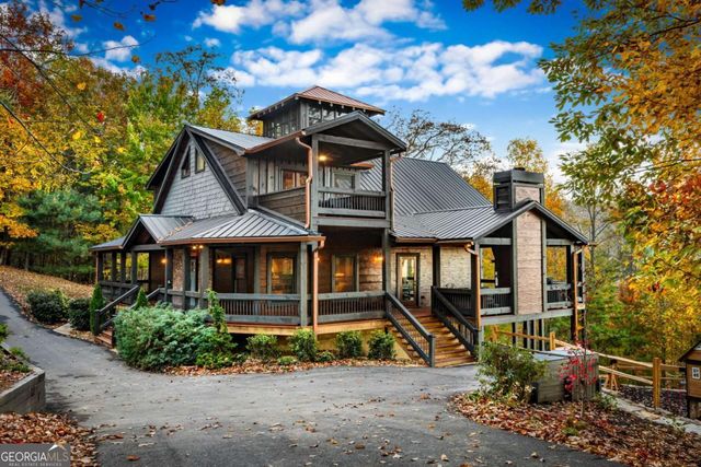 904 Raccoon Road, Blue Ridge, GA 30513