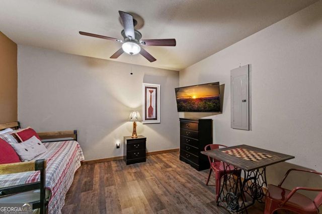 904 Raccoon Road, Blue Ridge, GA 30513