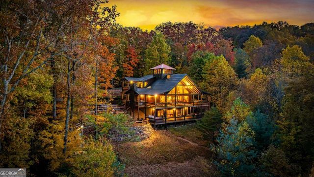 904 Raccoon Road, Blue Ridge, GA 30513