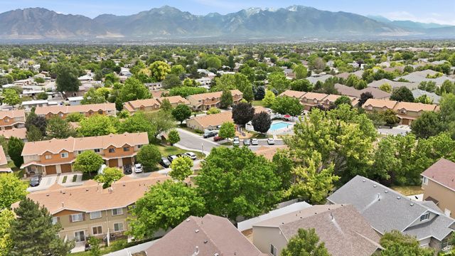 6714 S PINES WAY, West Jordan, UT 84084