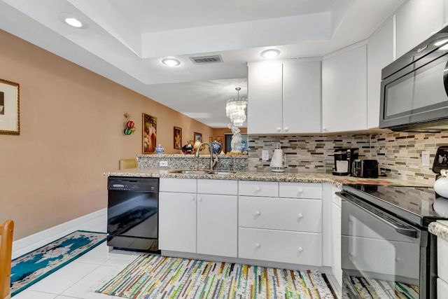 2403 Antigua Circle D2, Coconut Creek, FL 33066