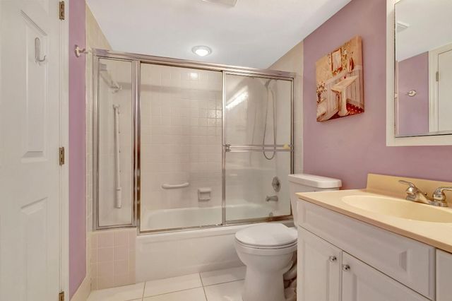 2403 Antigua Circle D2, Coconut Creek, FL 33066