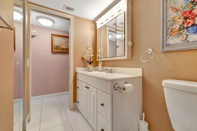 2403 Antigua Circle D2, Coconut Creek, FL 33066