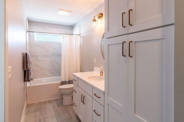 1601 18th Avenue NW, Willmar, MN 56201