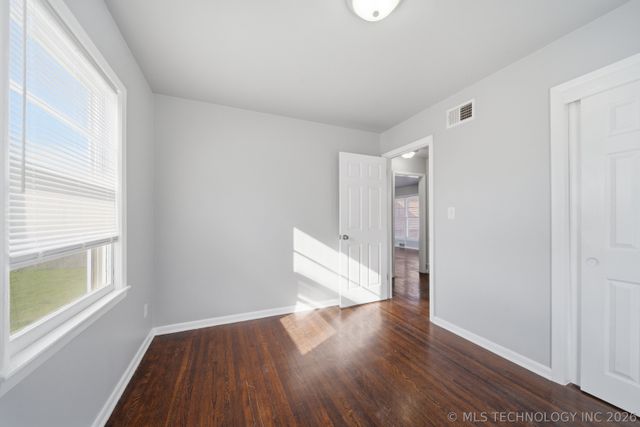 1744 S Lakewood Avenue, Tulsa, OK 74112