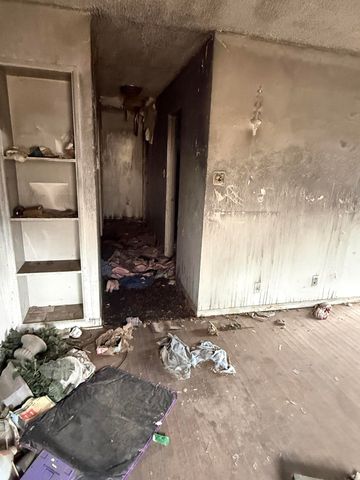 4240 E 12th Place, Gary, IN 46403