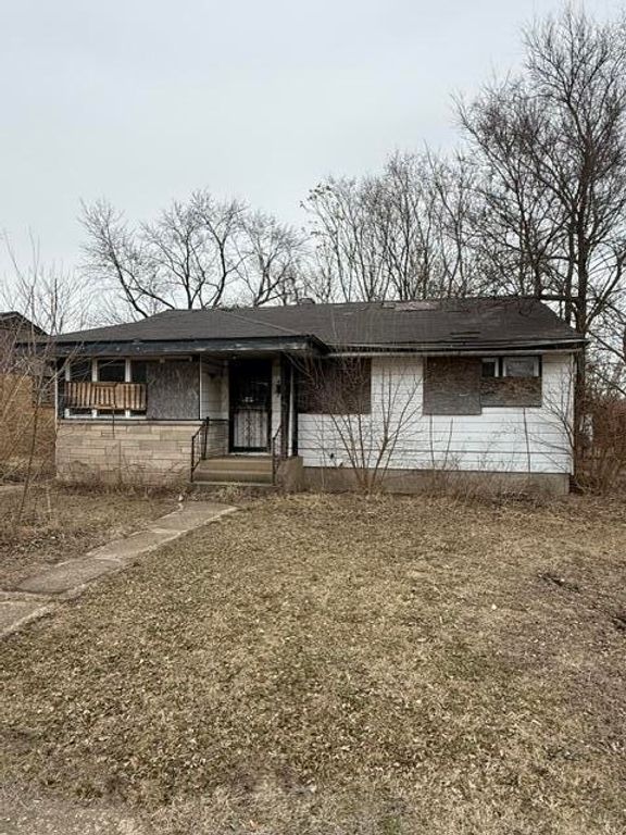 4240 E 12th Place, Gary, IN 46403