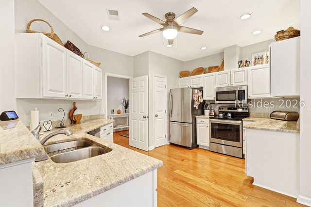 3 Crabtree Ln, Bluffton, SC 29910