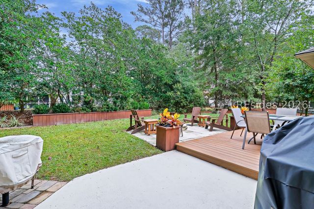 3 Crabtree Ln, Bluffton, SC 29910