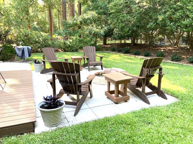 3 Crabtree Ln, Bluffton, SC 29910