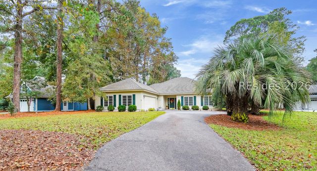 3 Crabtree Ln, Bluffton, SC 29910