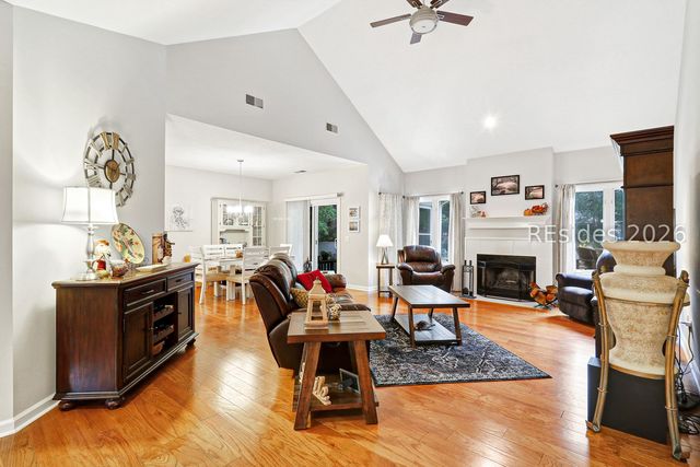 3 Crabtree Ln, Bluffton, SC 29910