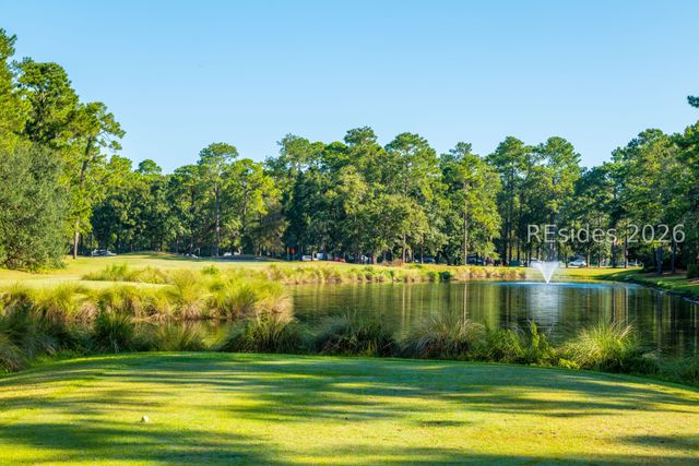 3 Crabtree Ln, Bluffton, SC 29910