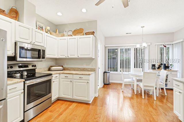 3 Crabtree Ln, Bluffton, SC 29910