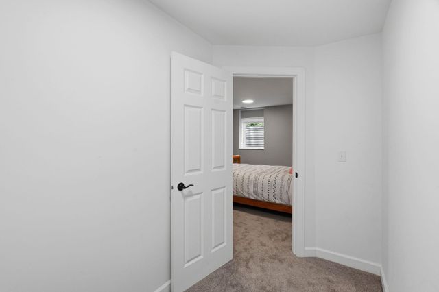 1268 Lincolntown Avenue, Mahtomedi, MN 55115