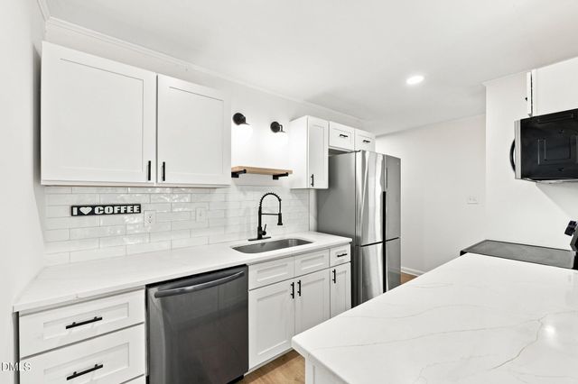 815 Scott Street, Burlington, NC 27215