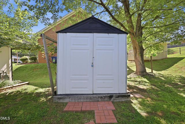 815 Scott Street, Burlington, NC 27215