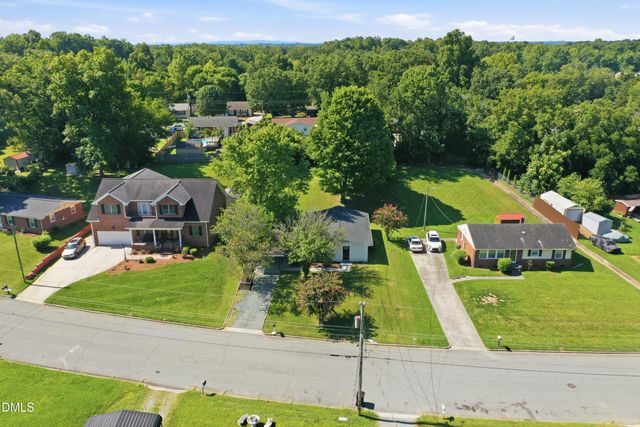 815 Scott Street, Burlington, NC 27215