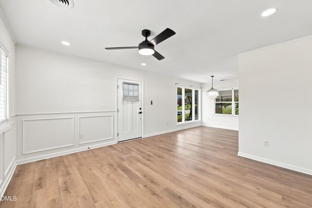 815 Scott Street, Burlington, NC 27215