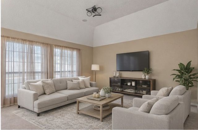 853 Woodridge Circle, Desoto, TX 75115