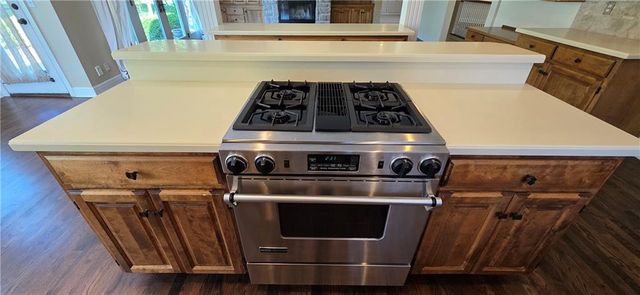 15054 Cedar Street, Leawood, KS 66224