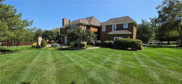 15054 Cedar Street, Leawood, KS 66224