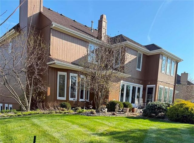 15054 Cedar Street, Leawood, KS 66224