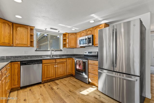 70 STARLIGHT Way, Sedona, AZ 86351