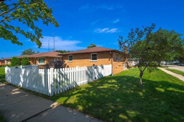 1624 36th STREET, Kenosha, WI 53140