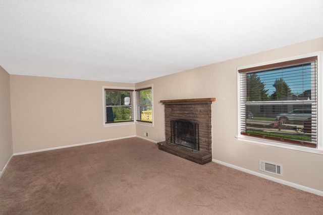 1624 36th STREET, Kenosha, WI 53140